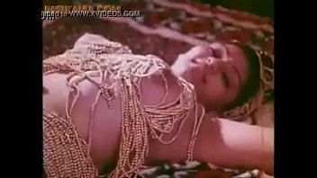 VID-20140727-PV0001-Chennai (IT) Tamil 27 yrs old married beautiful, hot and sexy actress Mrs. Babylona Sundar Babul showing her boobs sex porn video