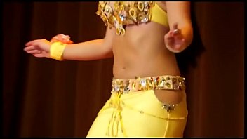 Sexy Arabic dance