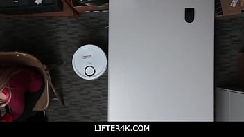 Lifter4K - Thieves Thought They Won't Get Caught By Guard - Sierra Nicole